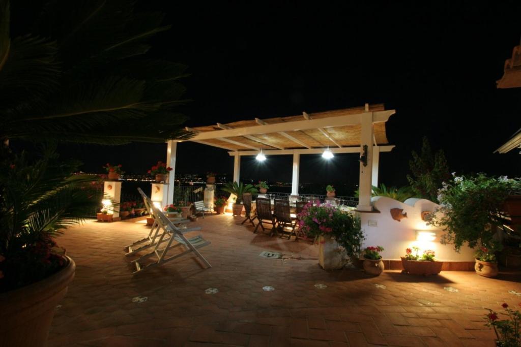 B&B Dea Fortuna Bacoli Exterior foto